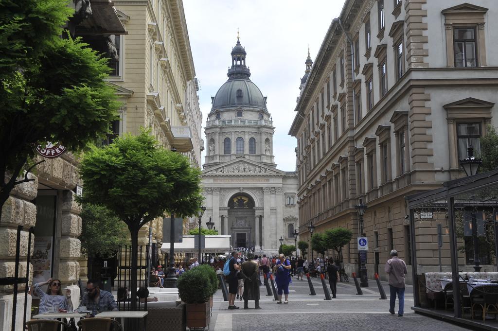 Basilica Grand Luxury In The Historic Center Apartament